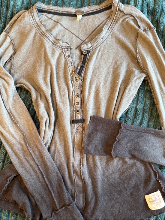 We The Free Tops - We the FREE PEOPLE GREY BLACK OMBRÉ LONG SLEEVE LINEN COTTON HENLEY MEDIUM